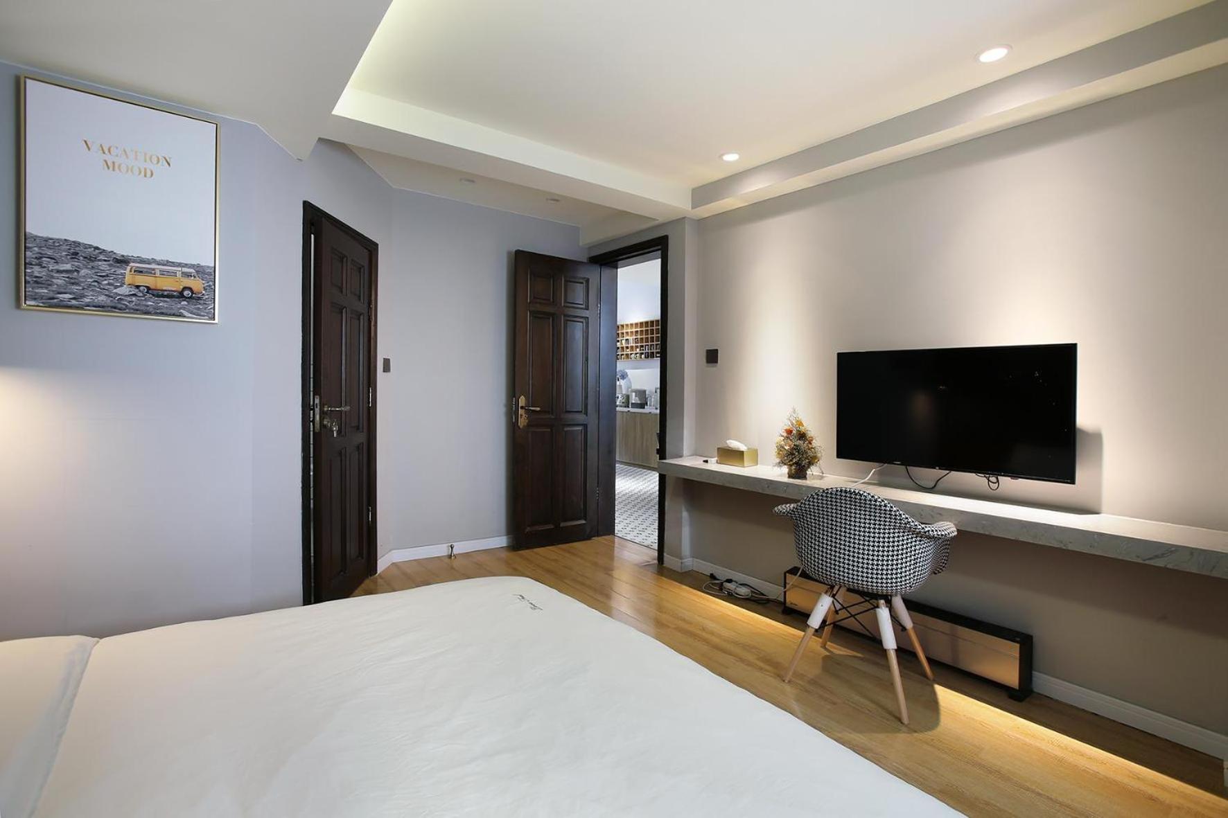 Shanghai Downtown Hills Boutique Guesthouse - Near Metro Line 7, Exit 3, Changping Road Xangai Quarto foto