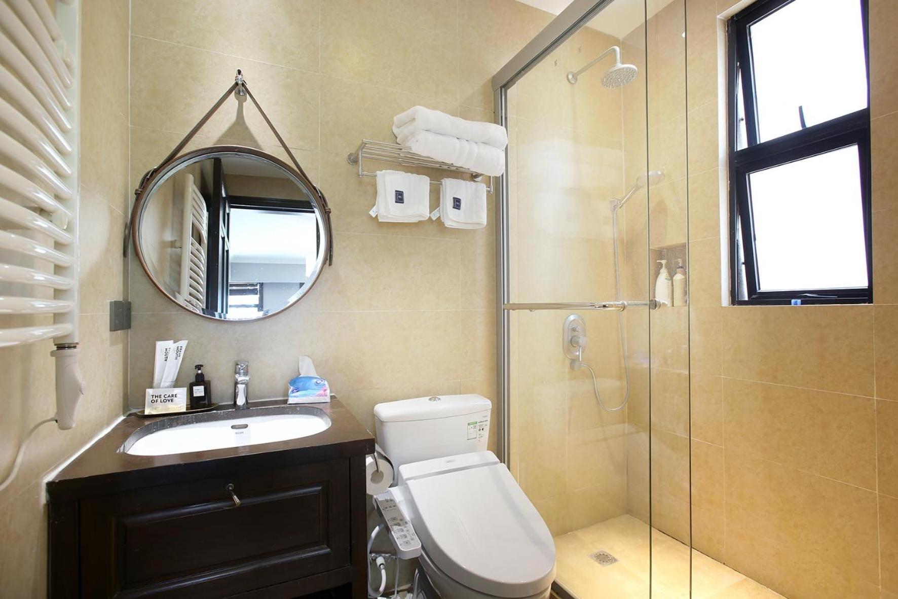 Shanghai Downtown Hills Boutique Guesthouse - Near Metro Line 7, Exit 3, Changping Road Xangai Quarto foto
