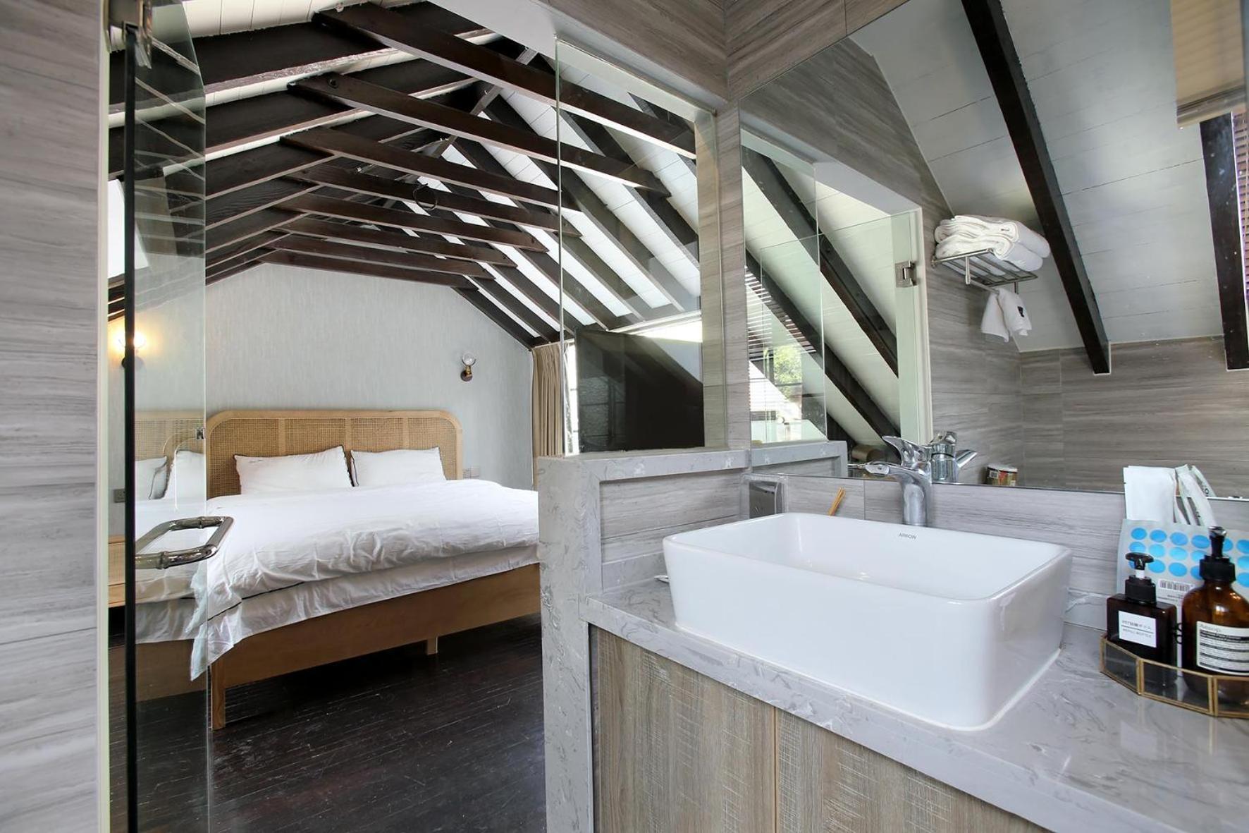 Shanghai Downtown Hills Boutique Guesthouse - Near Metro Line 7, Exit 3, Changping Road Xangai Quarto foto